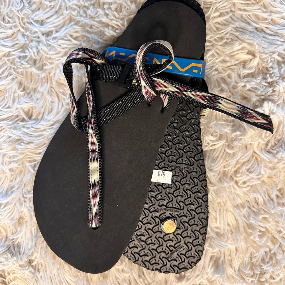 Earthrunners Primal Sandals size M6/ W8